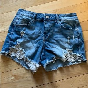 Lace-trim shorts